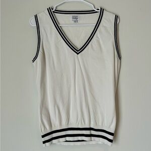 Unique Vintage Cream Knit V-Neck Sleeveless Sweater Vest with Black Trim